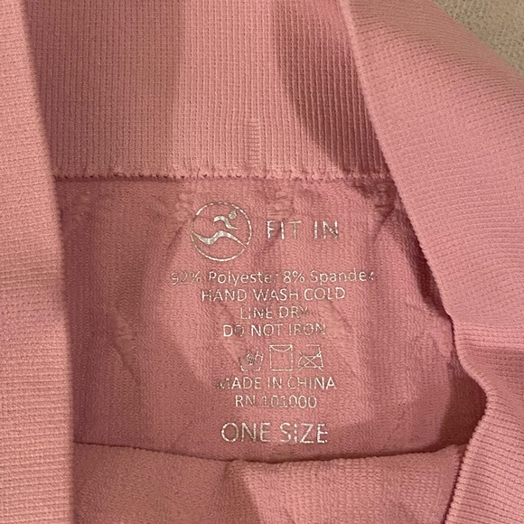 OS Baby Pink “fit in” 2 piece set - Picture 3 of 3